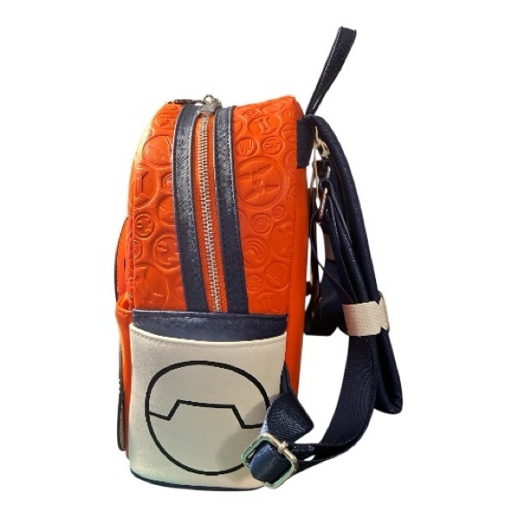 Disney Loungefly Baymax Lenticular Heart Backpack - Picture 3 of 10